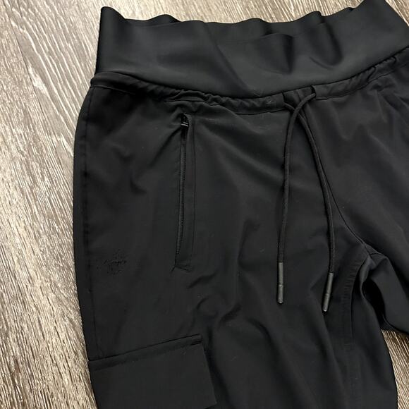 Athleta Sutton Cargo Joggers Black Sz 4 High Rise Athletic Pants EUC Athleisure - Picture 14 of 16